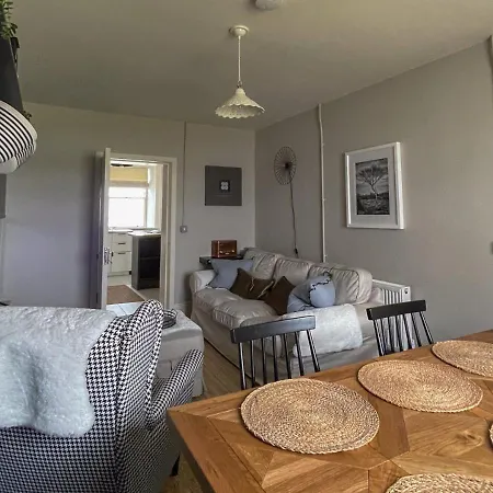 Feriehus Loop Head Lighthouse Attendant's Kilbaha